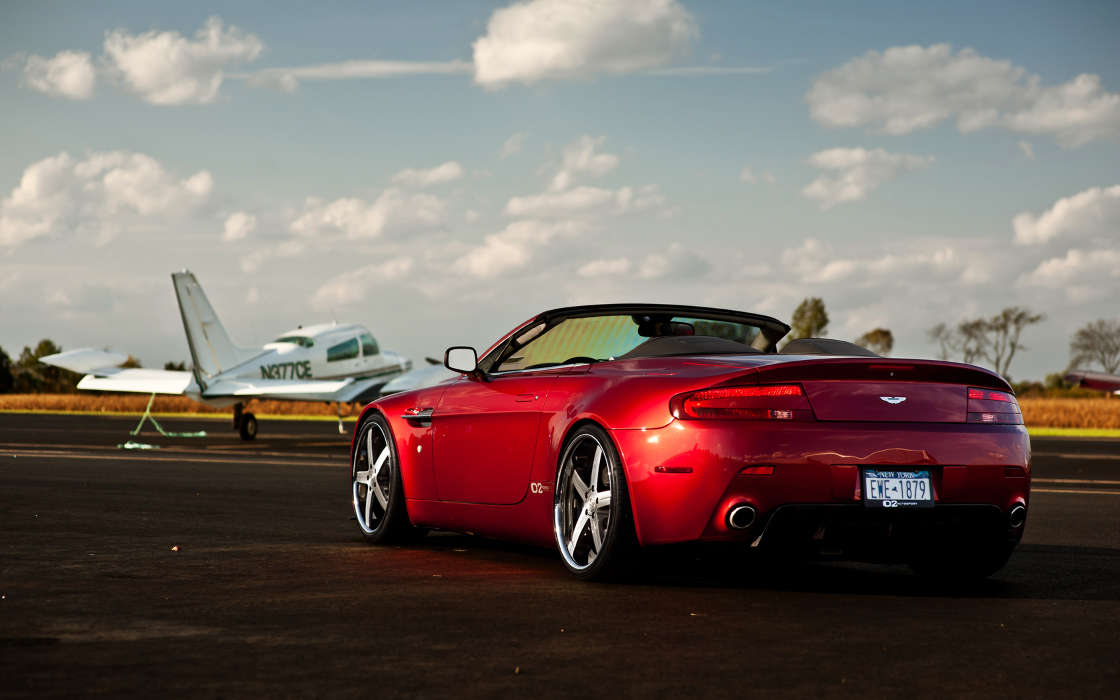 Transport,Auto,Aston Martin