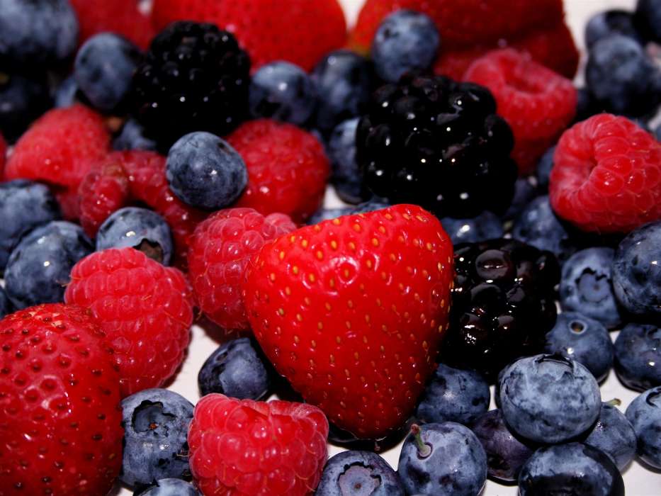 Obst,Lebensmittel,Erdbeere,Blaubeeren,Berries